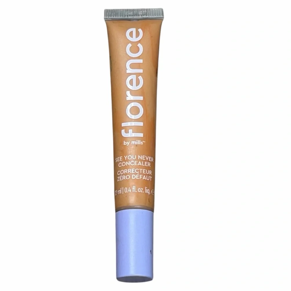 3/$20💗 Florence by Mills See You Never Concealer M095 (Medium)